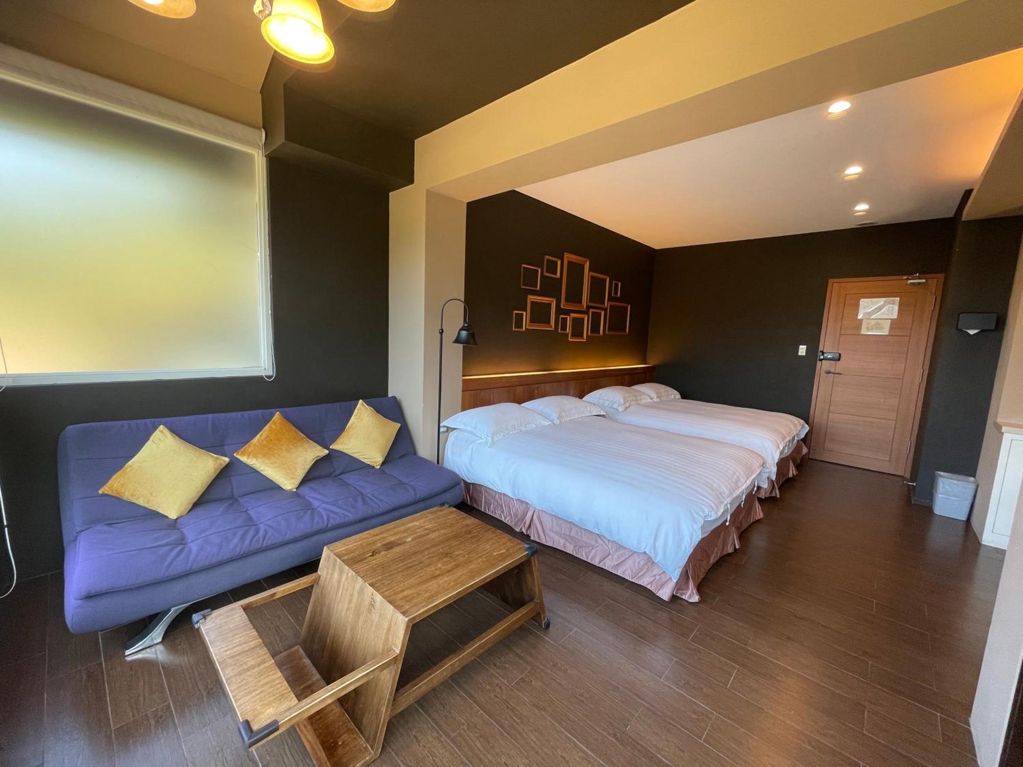 Golden101 Bed And Breakfast Джиуфен Екстериор снимка