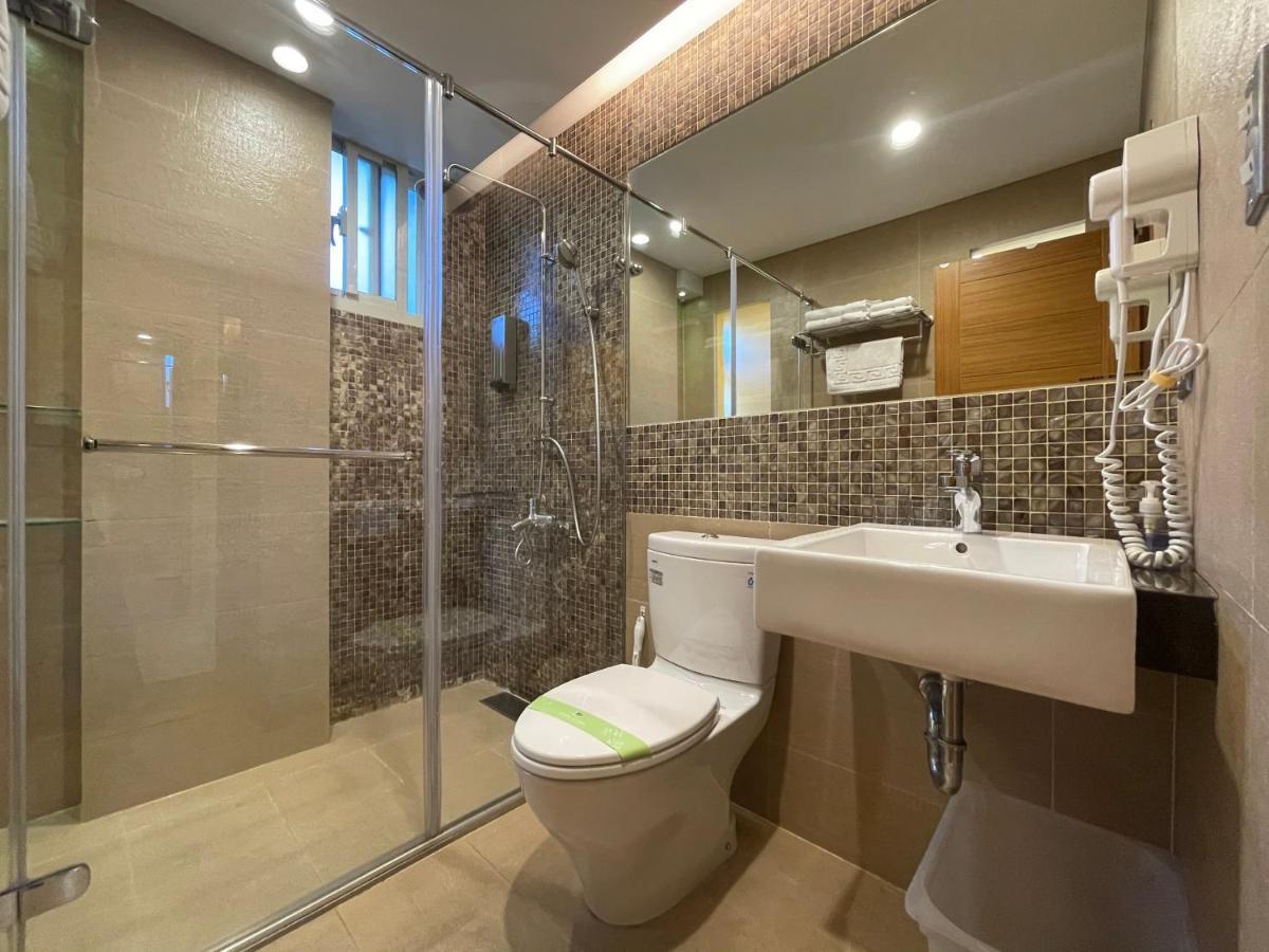 Golden101 Bed And Breakfast Джиуфен Екстериор снимка