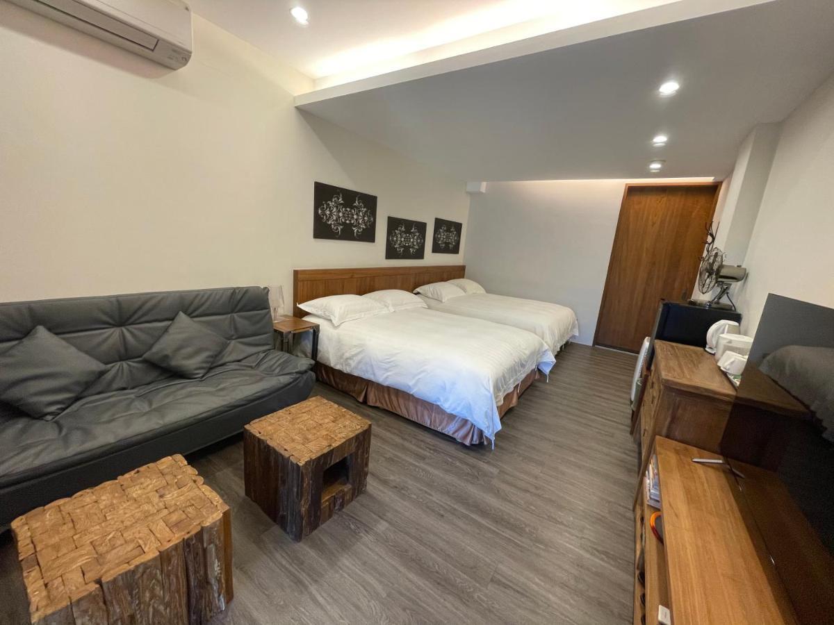 Golden101 Bed And Breakfast Джиуфен Екстериор снимка
